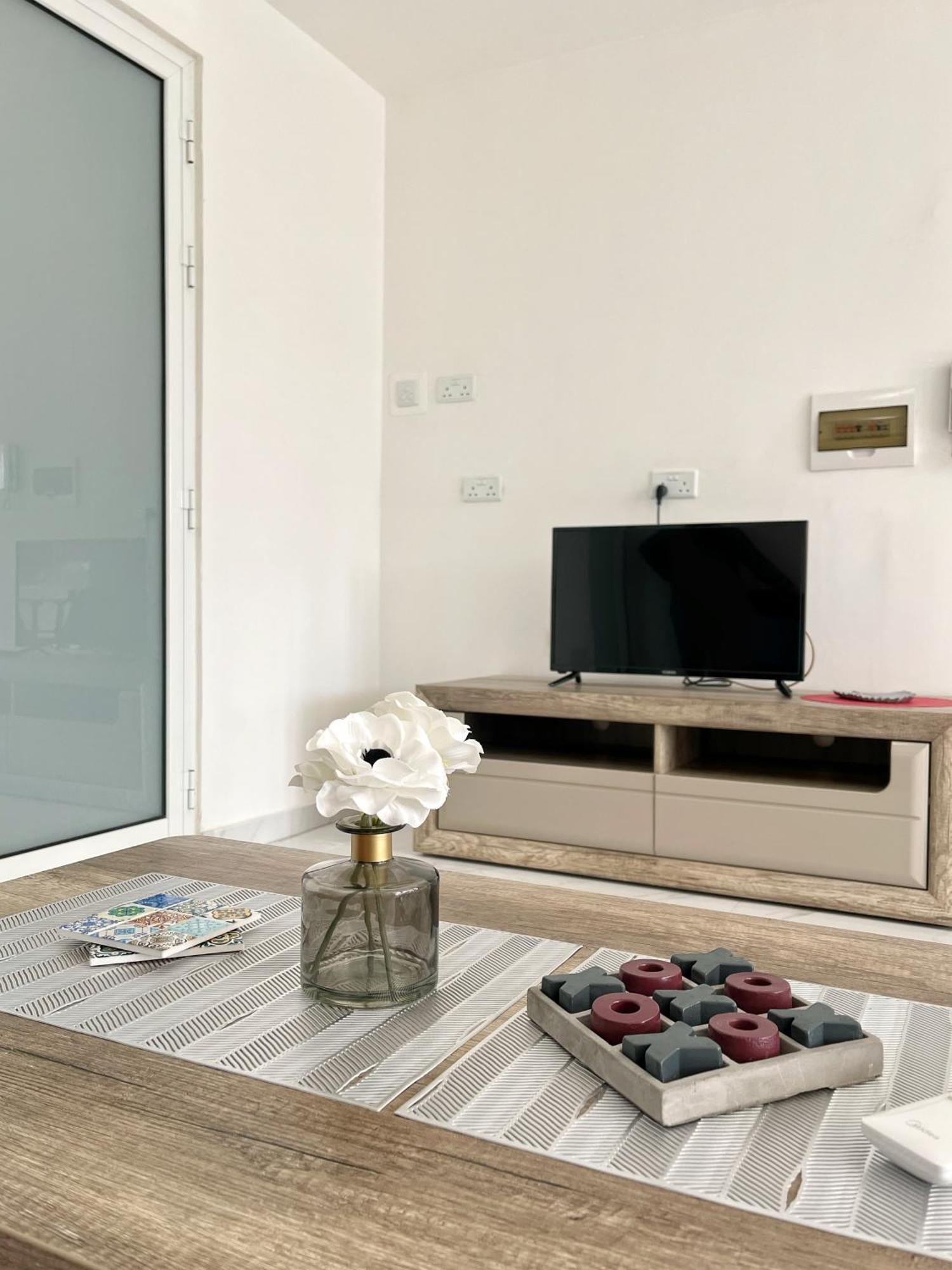 Marina Apartments Msida Luaran gambar