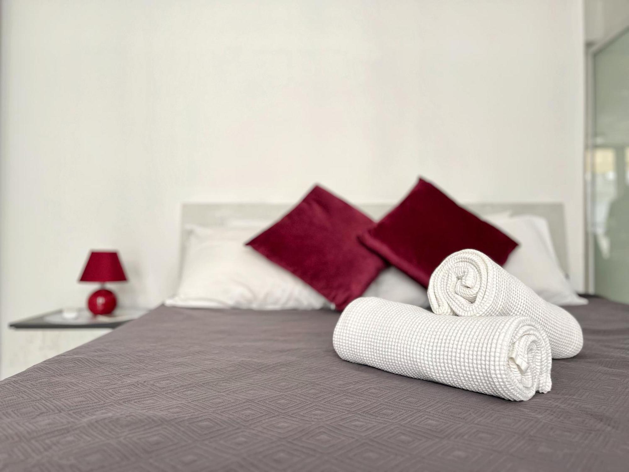 Marina Apartments Msida Luaran gambar