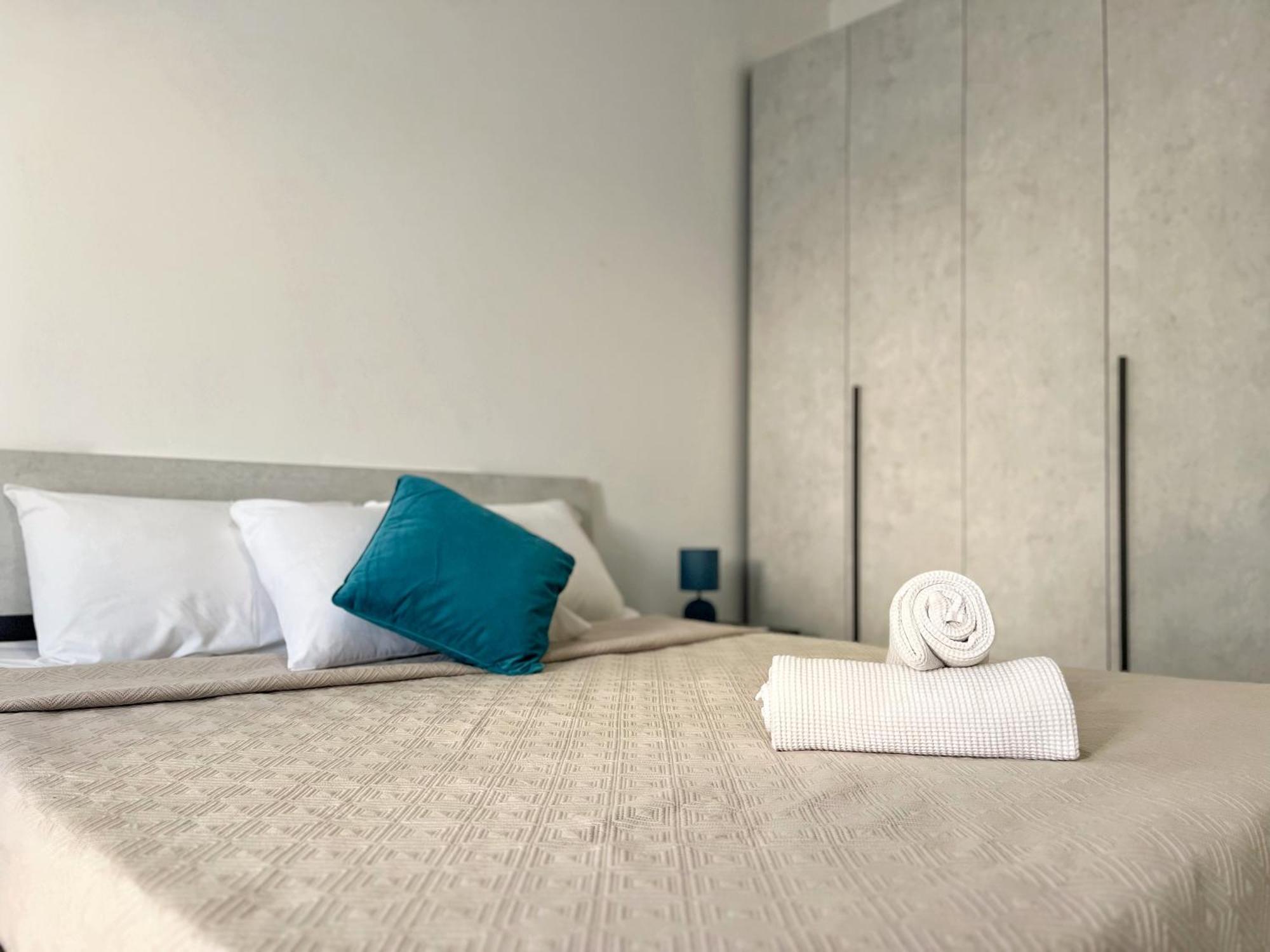 Marina Apartments Msida Luaran gambar