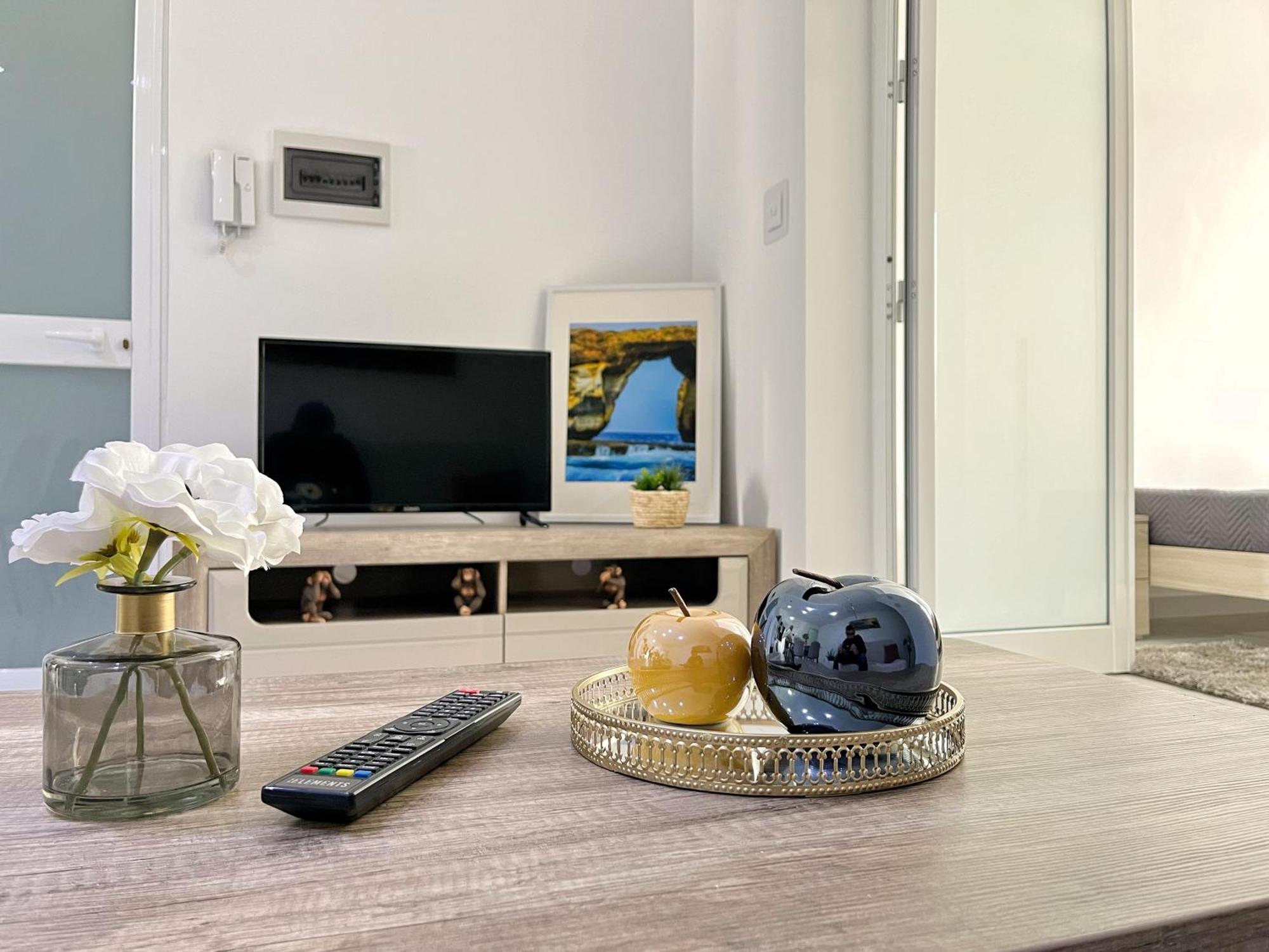 Marina Apartments Msida Luaran gambar