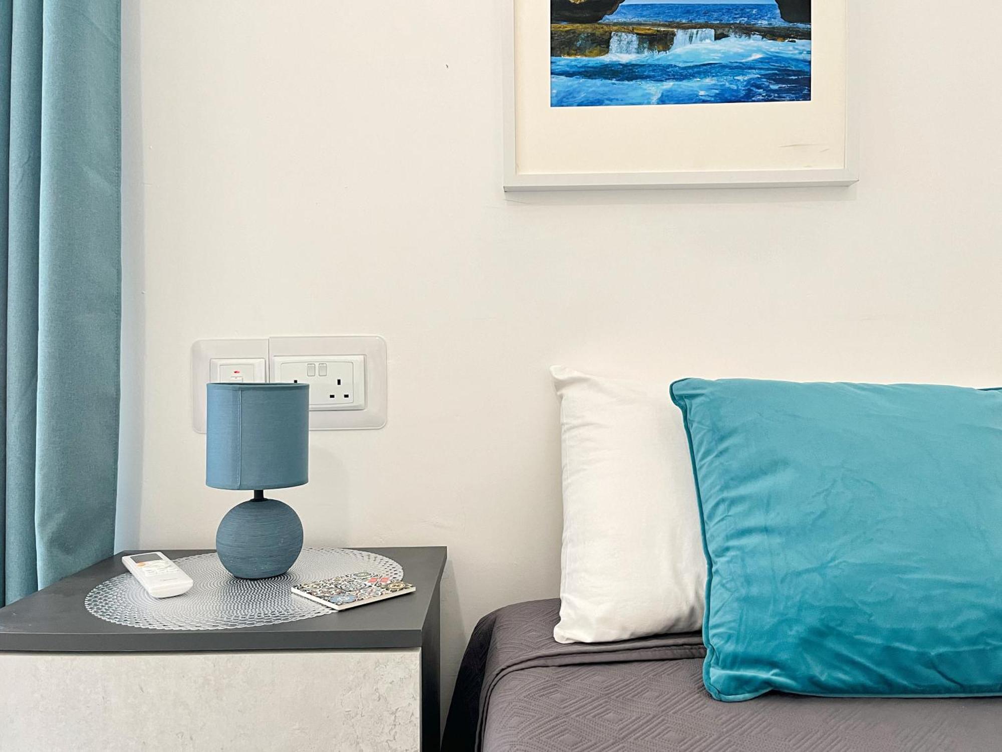 Marina Apartments Msida Luaran gambar