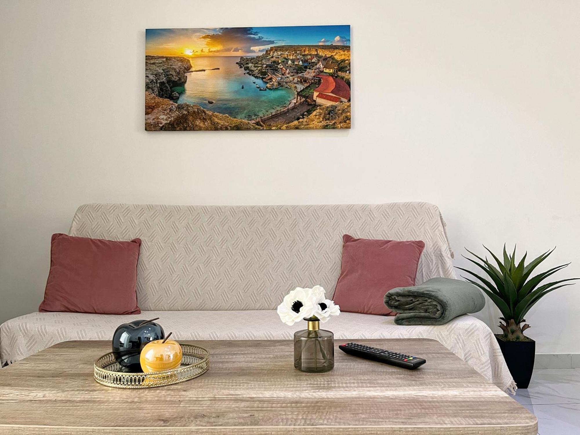 Marina Apartments Msida Luaran gambar
