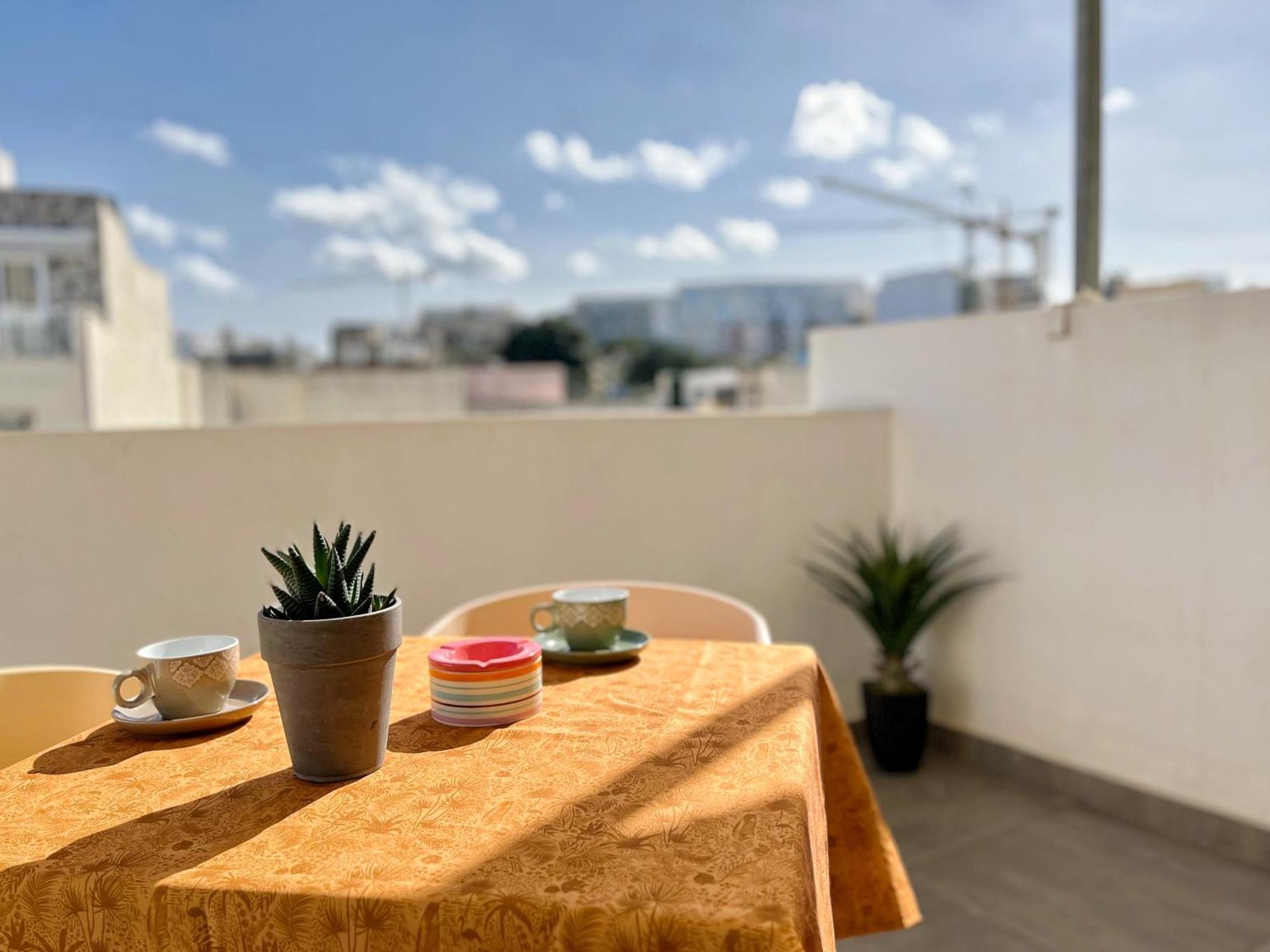 Marina Apartments Msida Luaran gambar